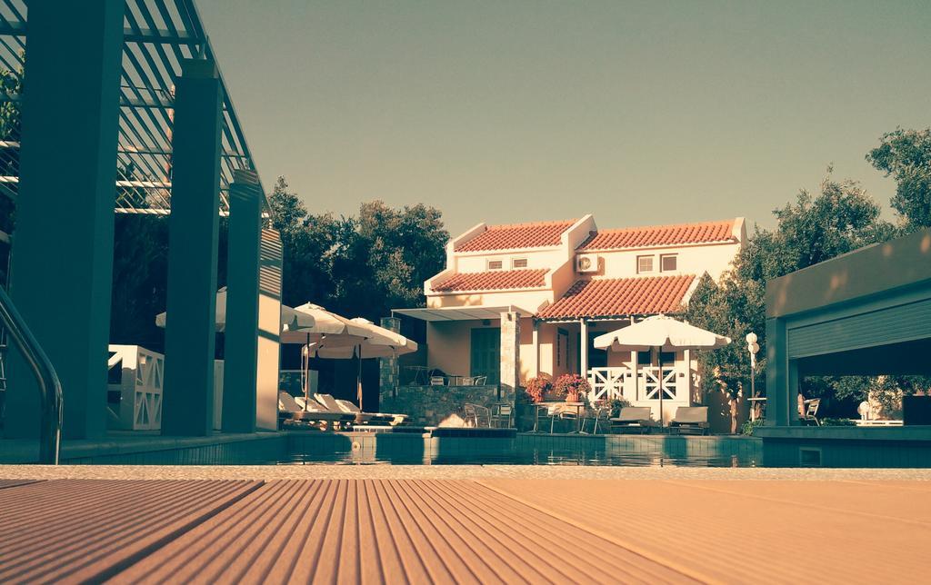 Sea Sun Lejlighedshotel Plomari Eksteriør billede
